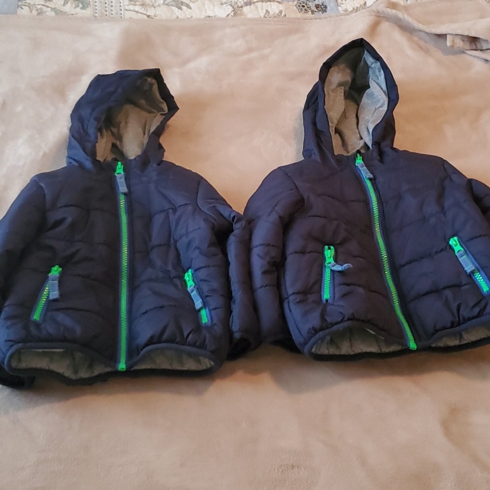 Jackets - Picture 5 of 6